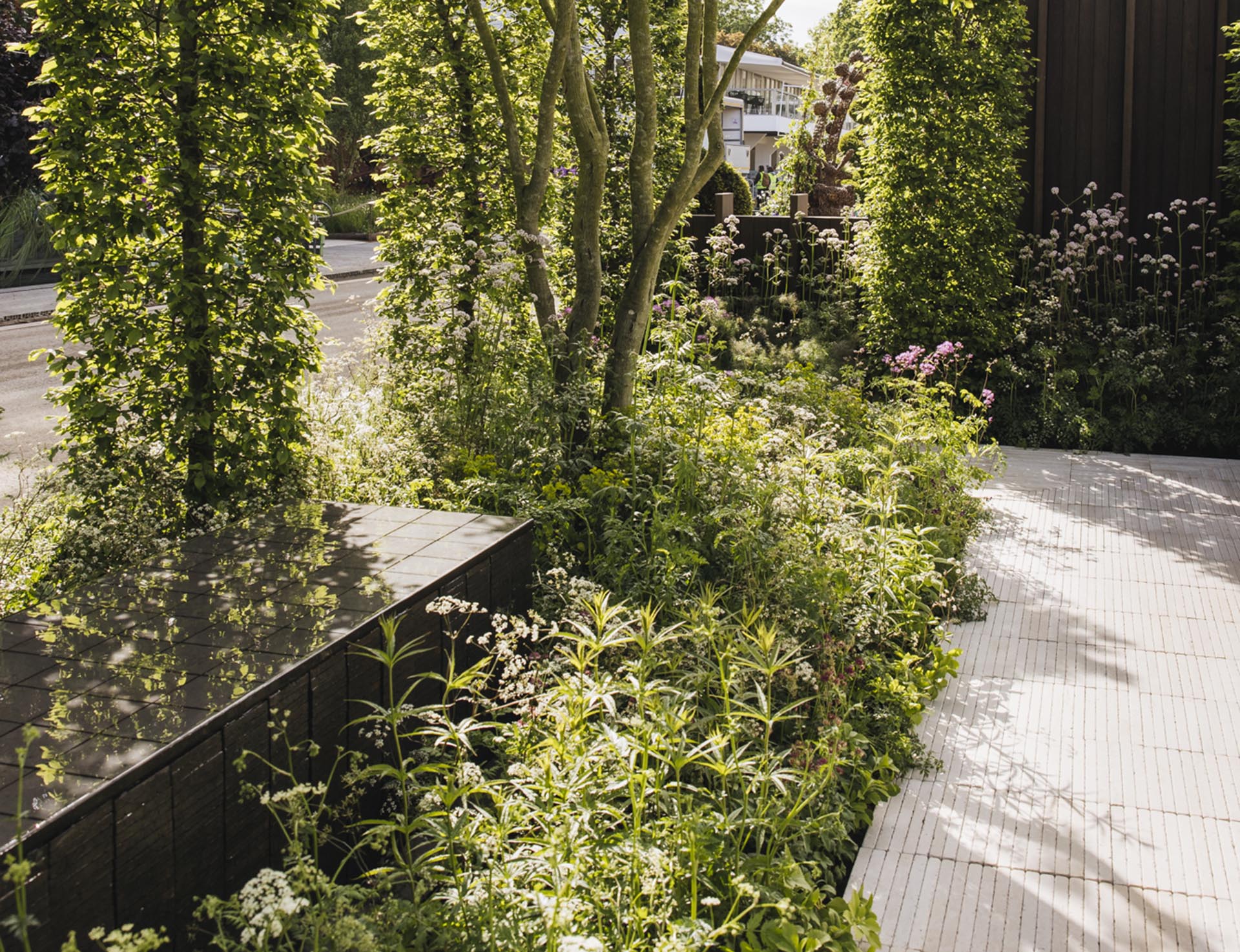 Range Rover garden by Alexandra Noble at RHS Chelsea 2026